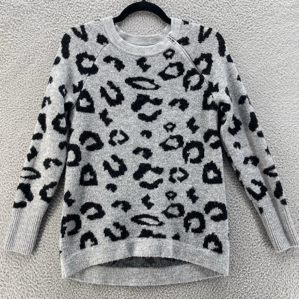 Abercrombie & Fitch gray black leopard crewneck sweater zipper accent Size Small - Picture 7 of 7